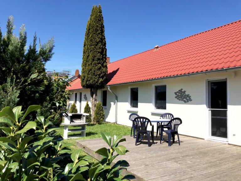 3 Ferienhaus Ru╠egen Terrasse 1 768x576