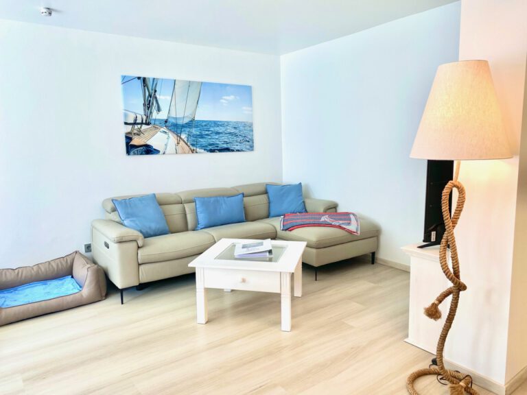 Ferienhaus Enna Wohnzimmer 1 768x576